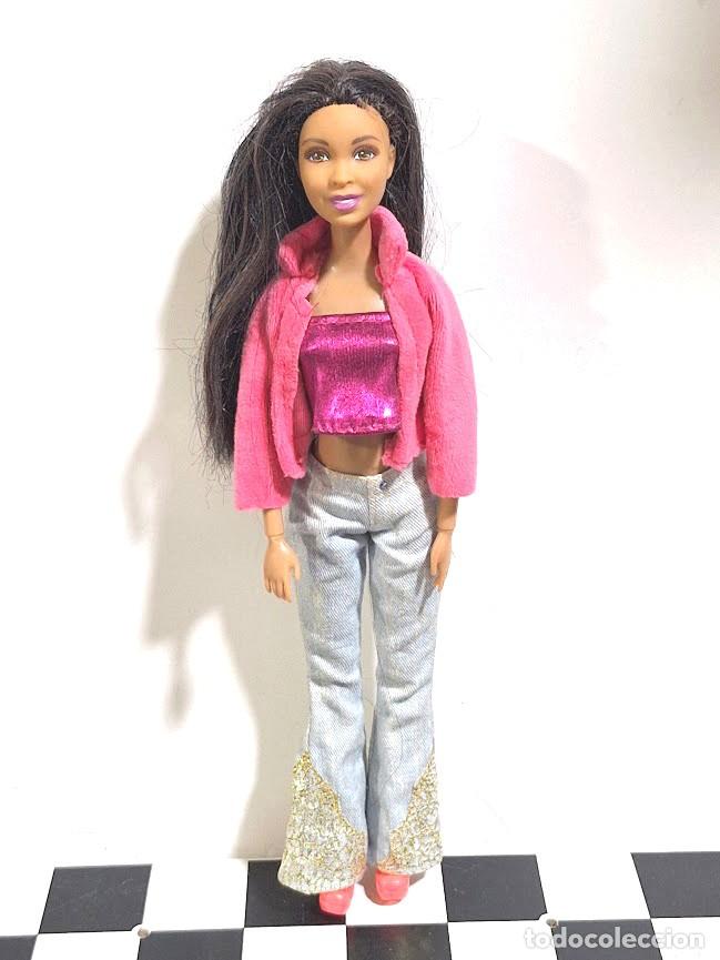 Barbie y Ken: Mu&ntilde;eca Barbie Nikki de Mattel 2001