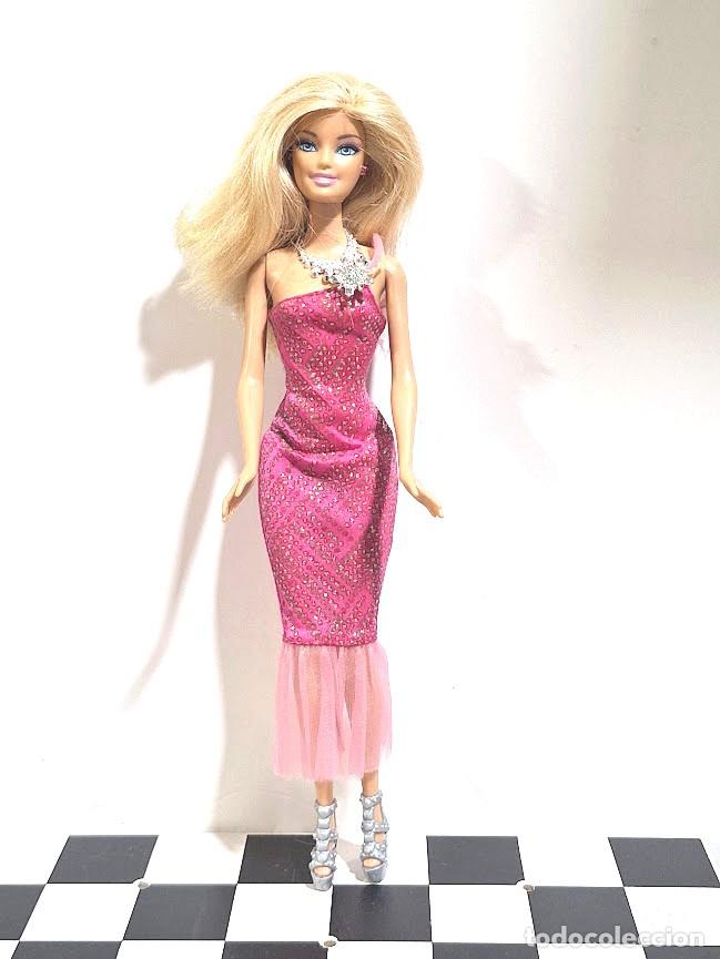 Barbie y Ken: Mu&ntilde;eca Barbie de Mattel 1998 Vestido Noche