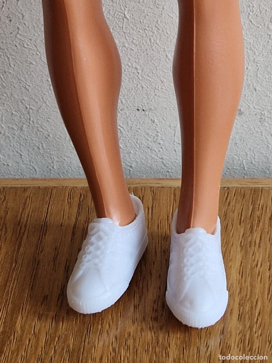 Barbie y Ken: MU&Ntilde;ECO KEN TENIS. MATTEL 1995 - Foto 3