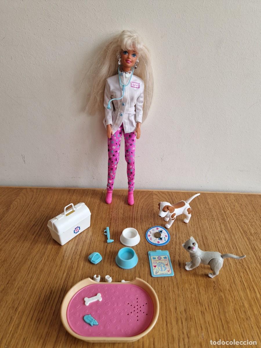 Barbie y Ken: BARBIE VETERINARIA. MATTEL 1995