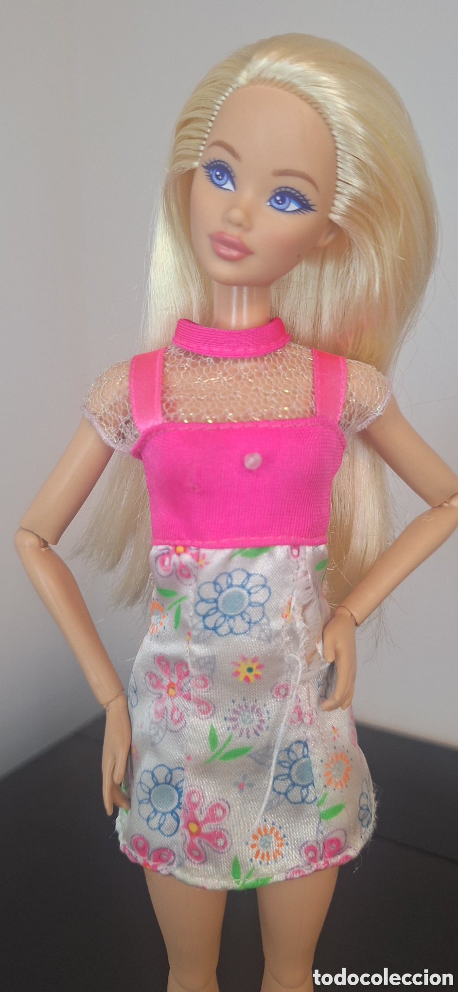 Barbie y Ken: vestido Barbie pretty flowers