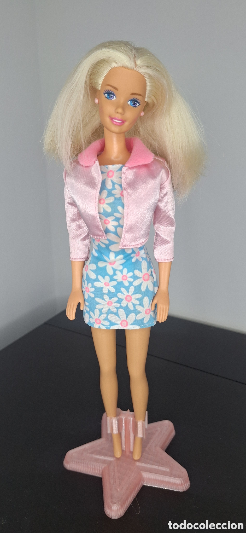 Barbie y Ken: Barbie Chic 1996 descalza