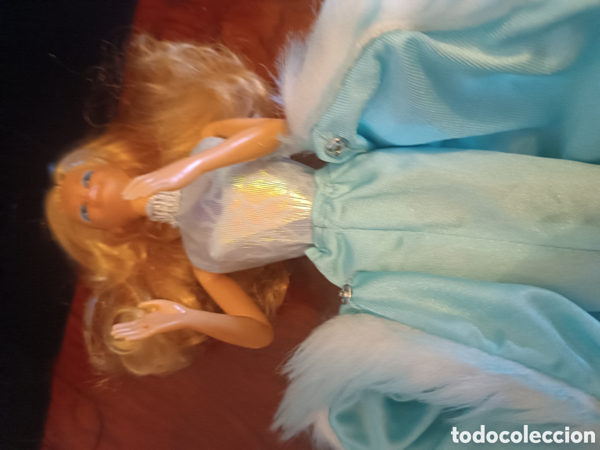 Barbie y Ken: Barbie Magic mov&iacute; con capa - Foto 6