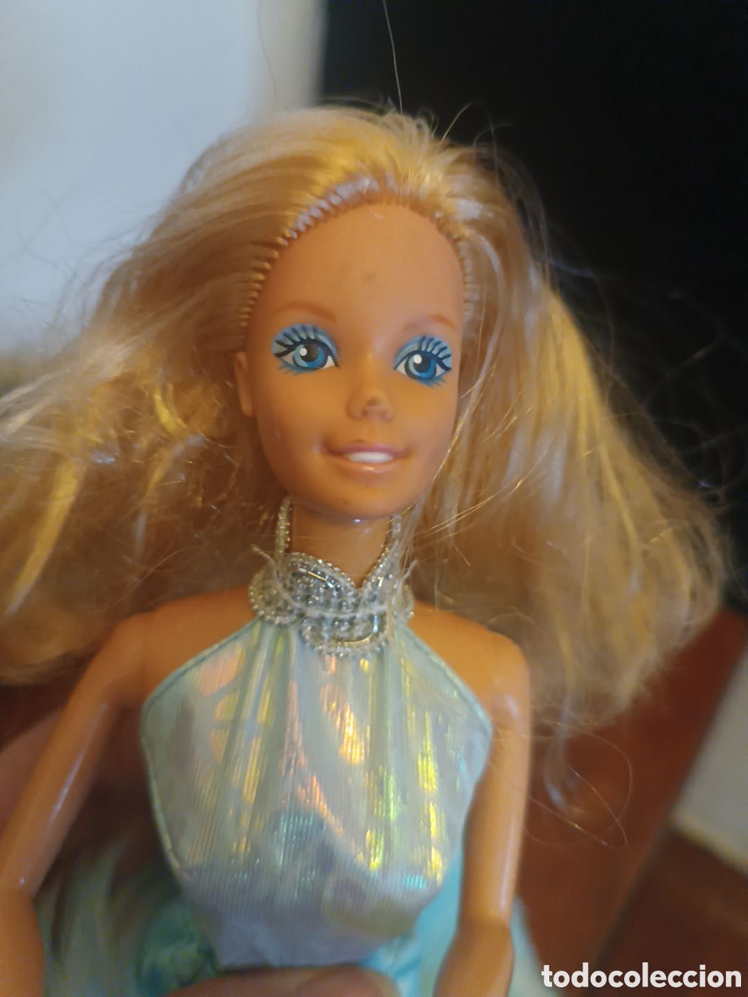 Barbie y Ken: Barbie Magic mov&iacute; con capa - Foto 9