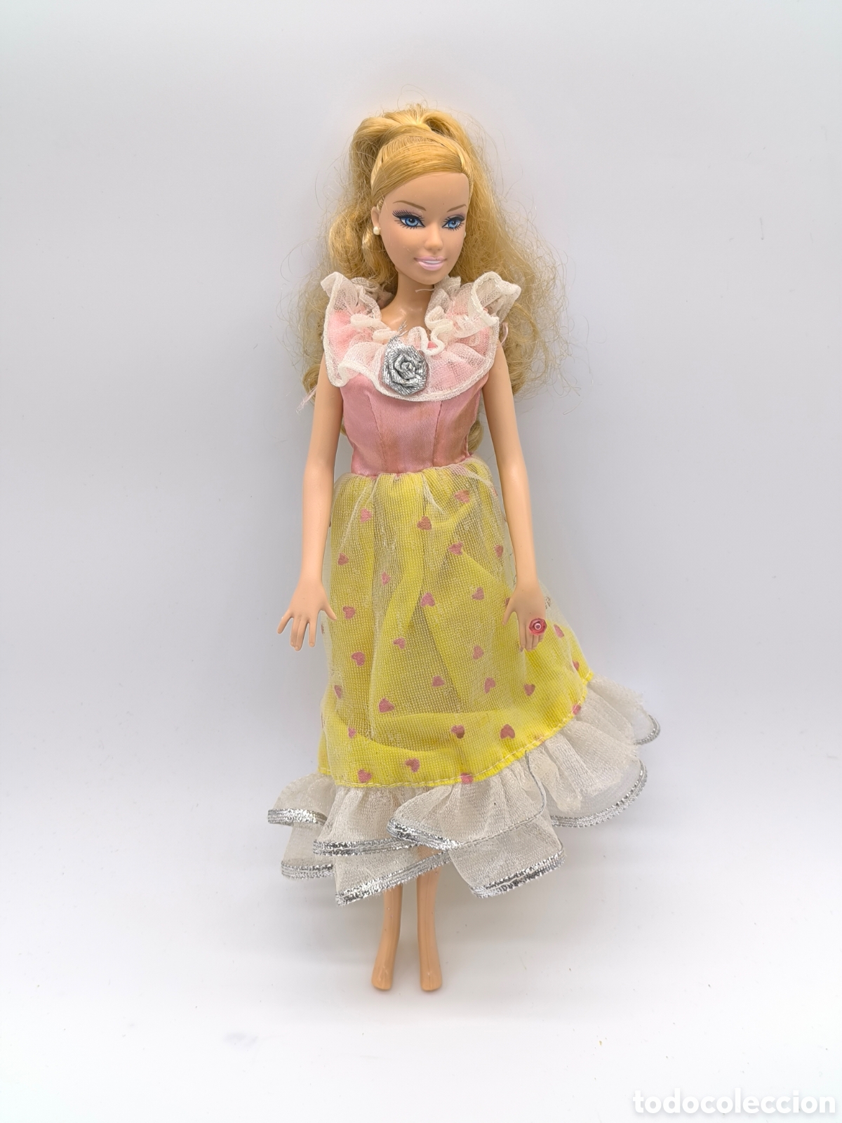 Barbie y Ken: Barbie Mattel 2005 mu&ntilde;eca rubia vestido original coleccion