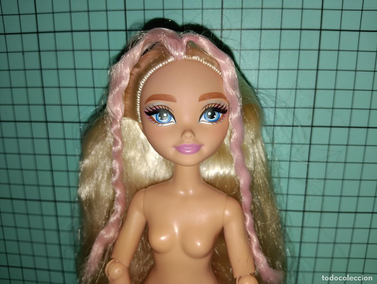 Barbie y Ken: Mu&ntilde;eca Barbie Dream Besties Malibu rubia