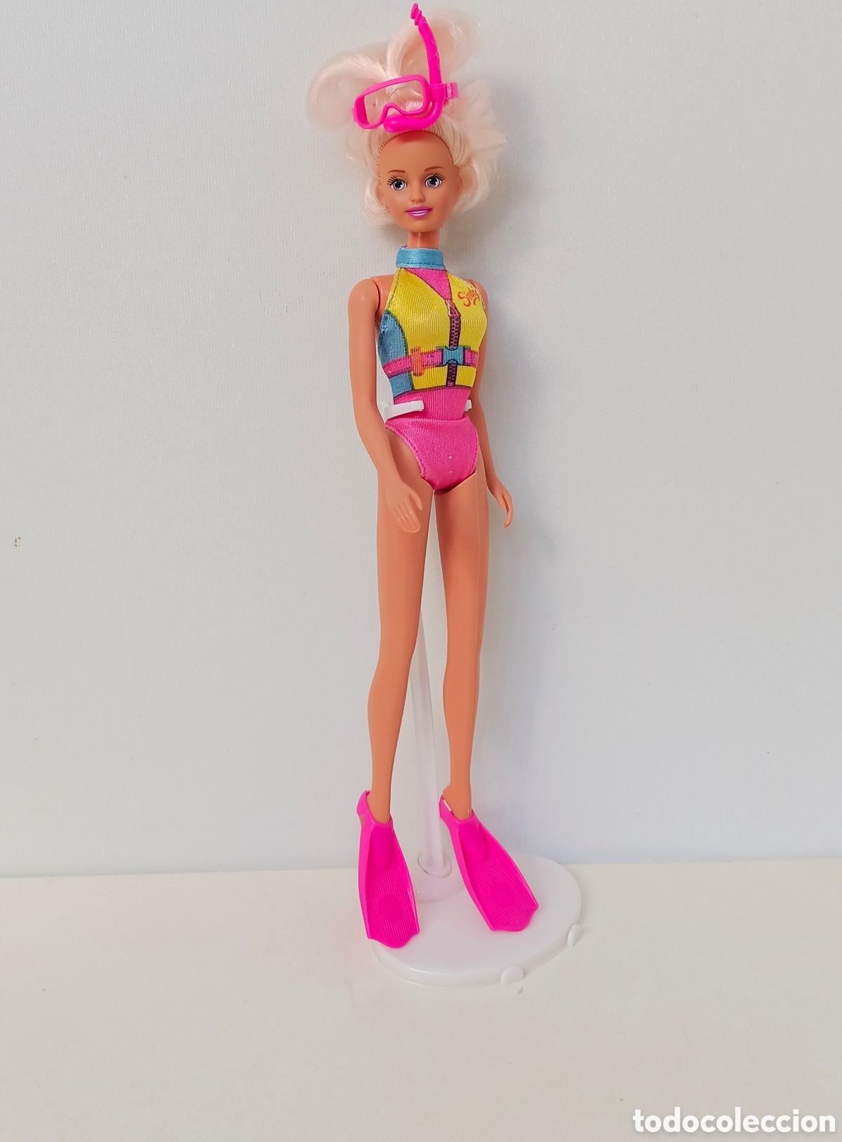 Barbie y Ken: Sindy Nadadora 1993 swimming con ba&ntilde;ador y gafas de buceo Hasbro a&ntilde;os 90 (Barbie) buzo