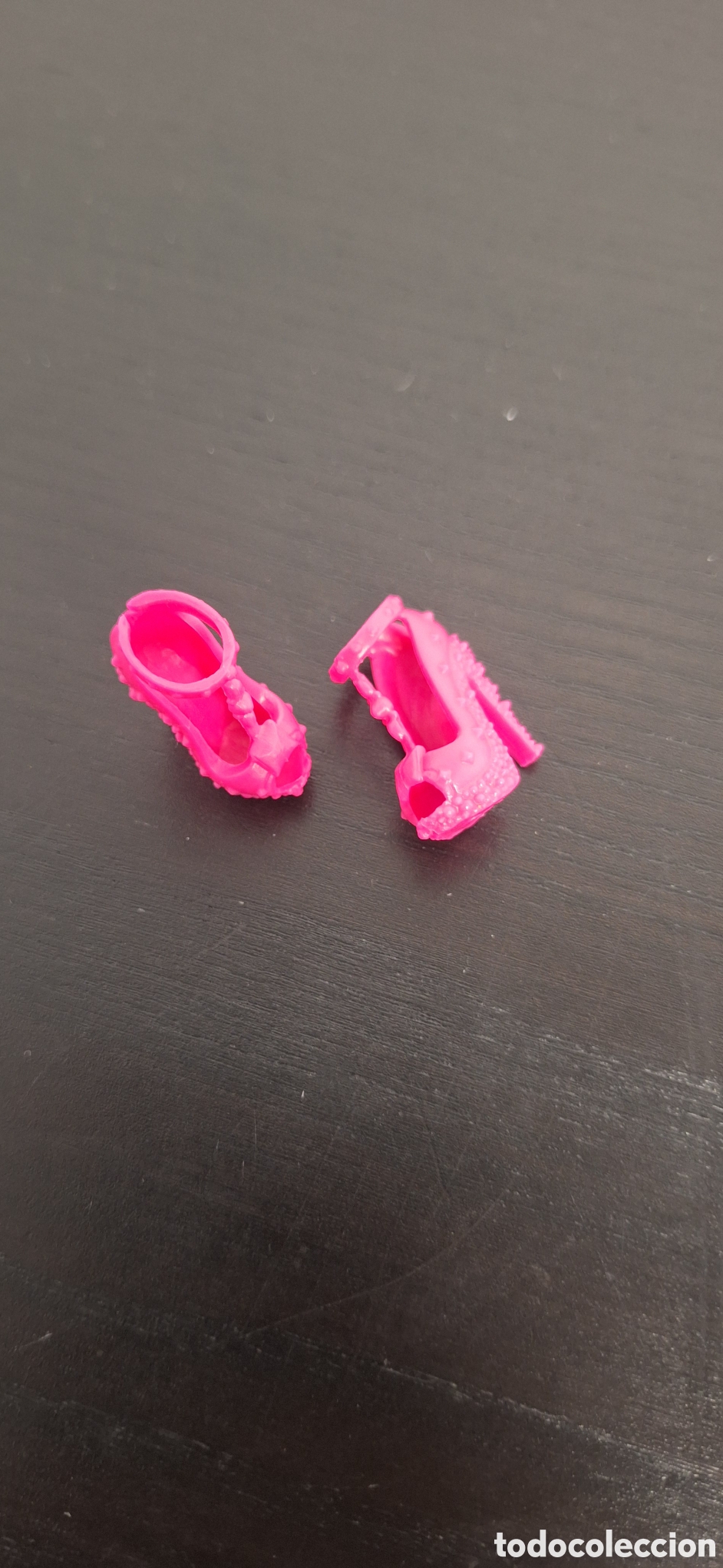 Barbie y Ken: zapatos Barbie epoca fashionista