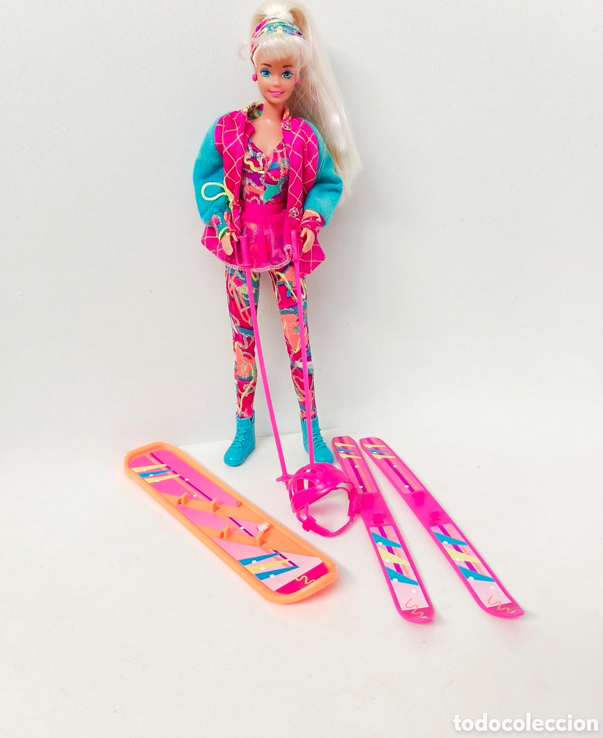 Barbie and Ken: Barbie winter Sports 1995 con accesorios, esqu&iacute;s, casco, tabla snownoard deporte de invierno a&ntilde;os 90