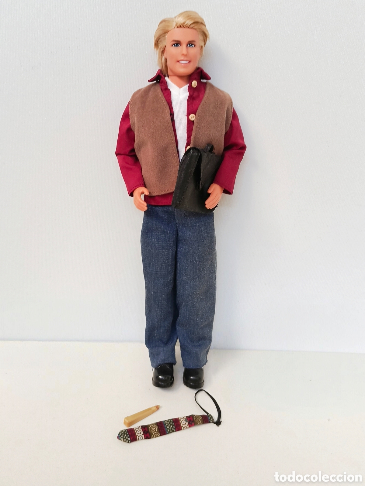Barbie y Ken: Ken shave n style 1999 con corbata y malet&iacute;n a&ntilde;os 90 afeitado barbie