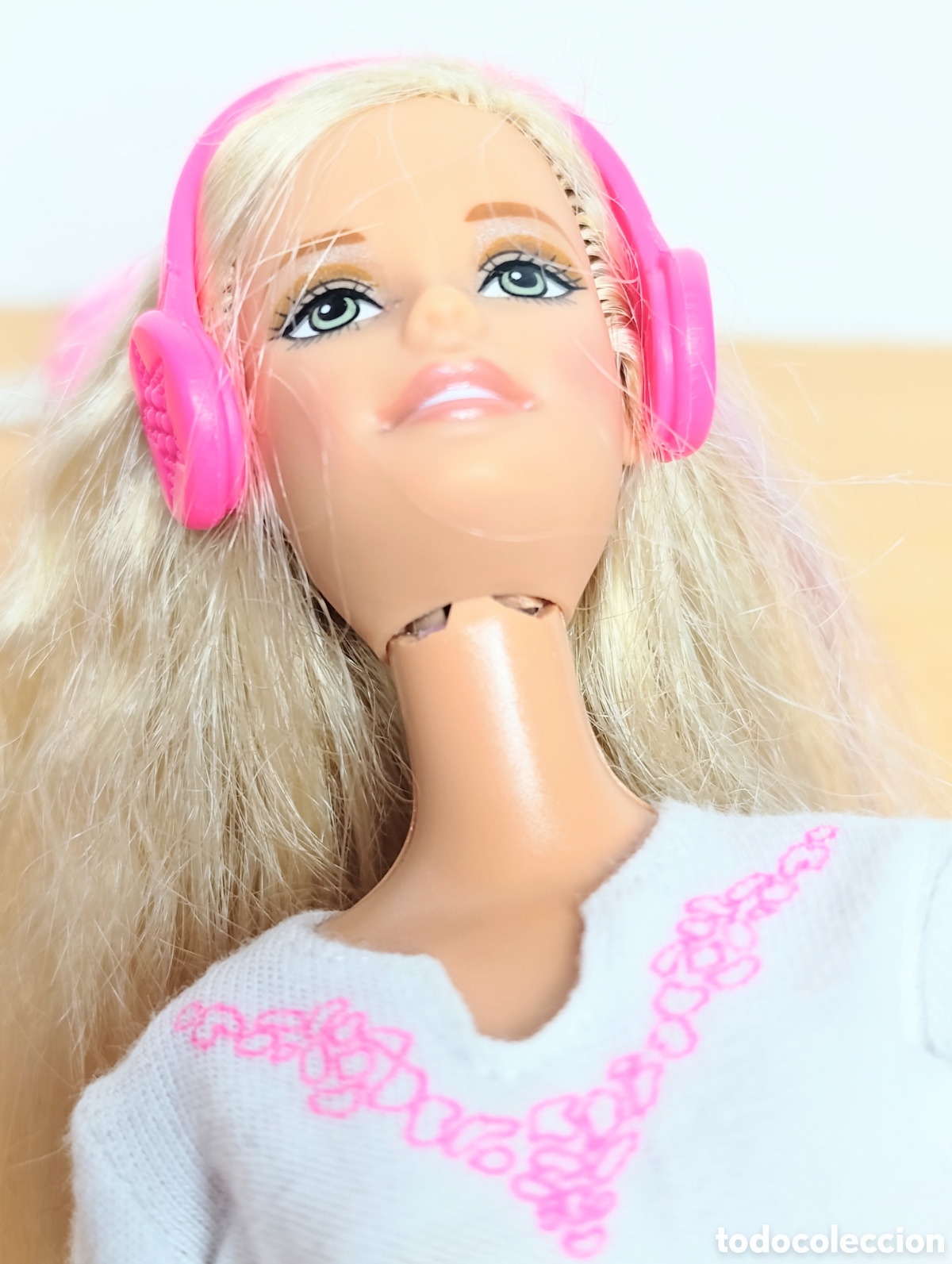Barbie y Ken: Mu&ntilde;eca Barbie sport con ch&aacute;ndal - Foto 8