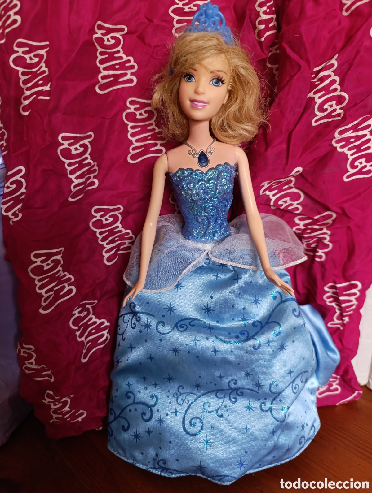 Barbie und Ken: MU&Ntilde;ECA / BARBIE DOLL / DE MATTEL - 2011 / FUNCIONANDO CON MUSICA