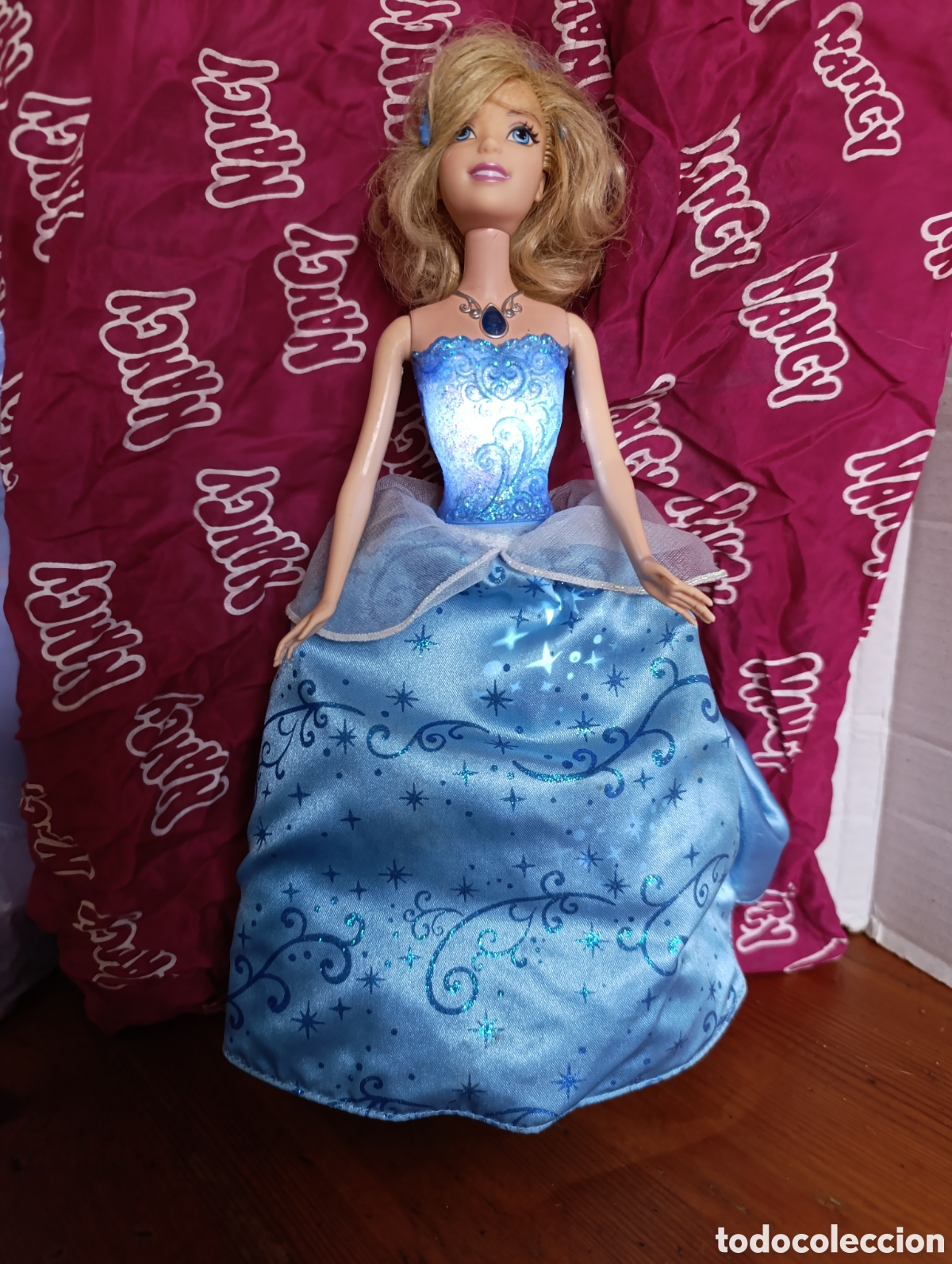 Barbie y Ken: MU&Ntilde;ECA BARBIE DOLL,DE MATTEL-2011.