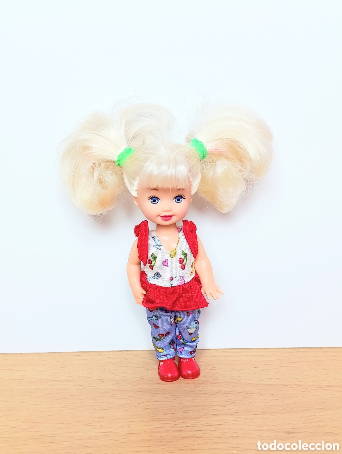 Barbie y Ken: Mu&ntilde;eca Kelly eatin fun - Foto 8