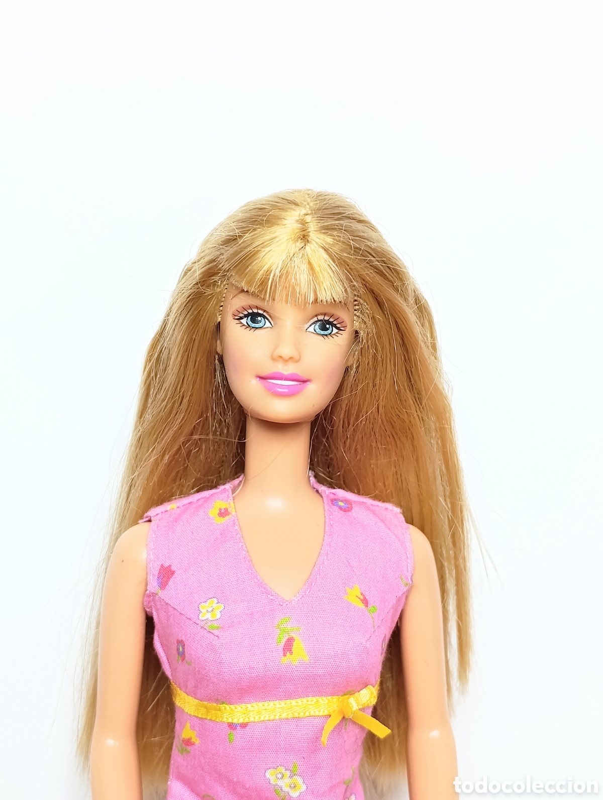 Barbie y Ken: Mu&ntilde;eca Barbie Pretty Flower Rosa - Foto 2
