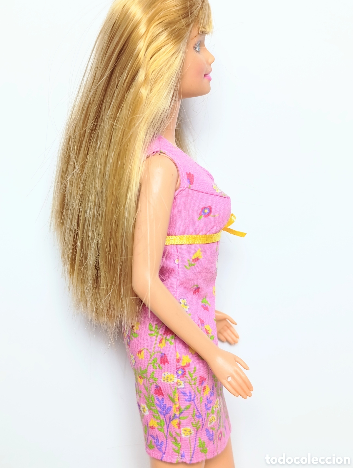 Barbie y Ken: Mu&ntilde;eca Barbie Pretty Flower Rosa - Foto 8