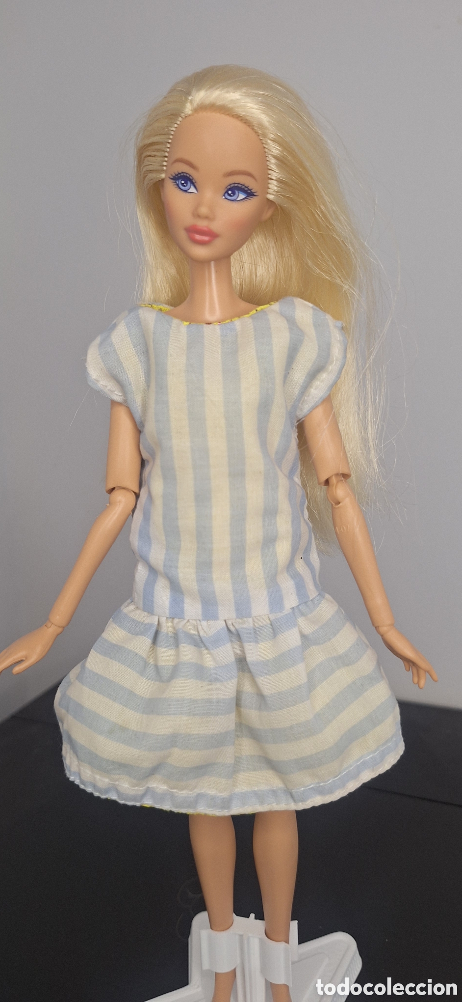 Barbie y Ken: vestido Jem y los hologramas reversible
