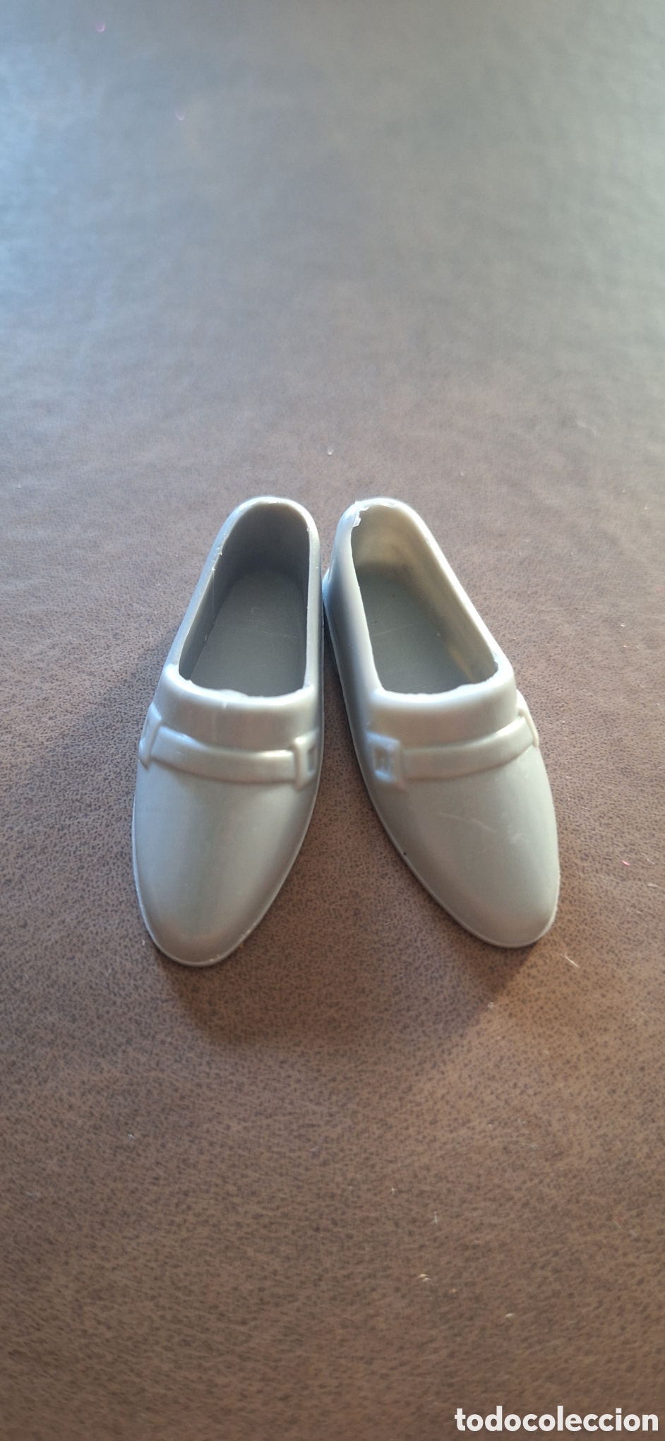 Barbie y Ken: zapatos traje Ken a&ntilde;os 90