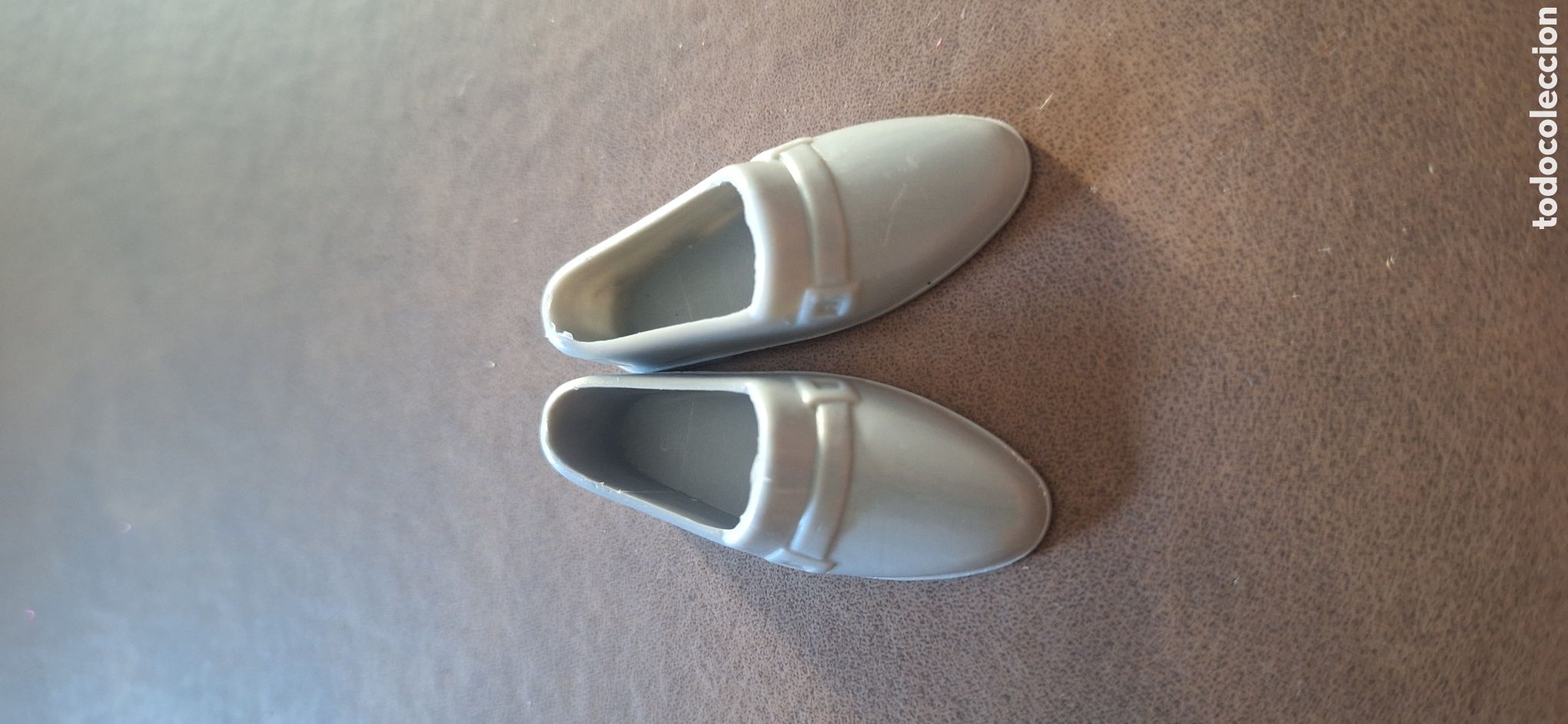 Barbie y Ken: zapatos traje Ken a&ntilde;os 90