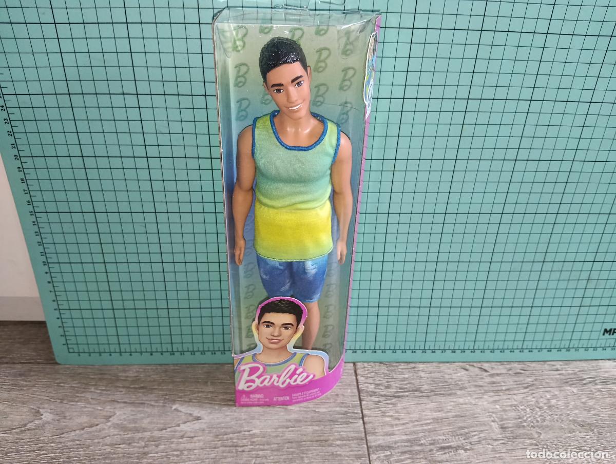 Barbie y Ken: Mu&ntilde;eco Ken style fashionista mulato