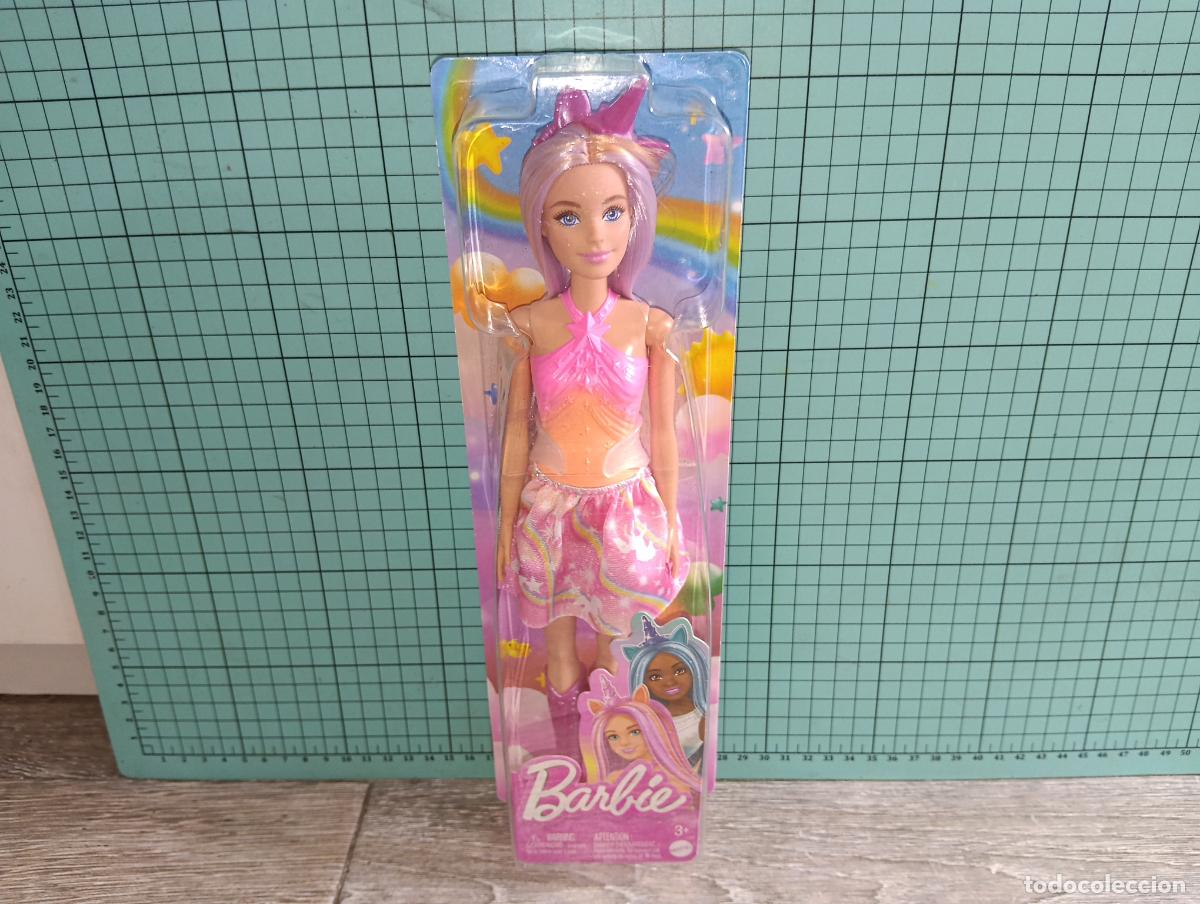 Barbie y Ken: mu&ntilde;eca Barbie unicornio fantas&iacute;a
