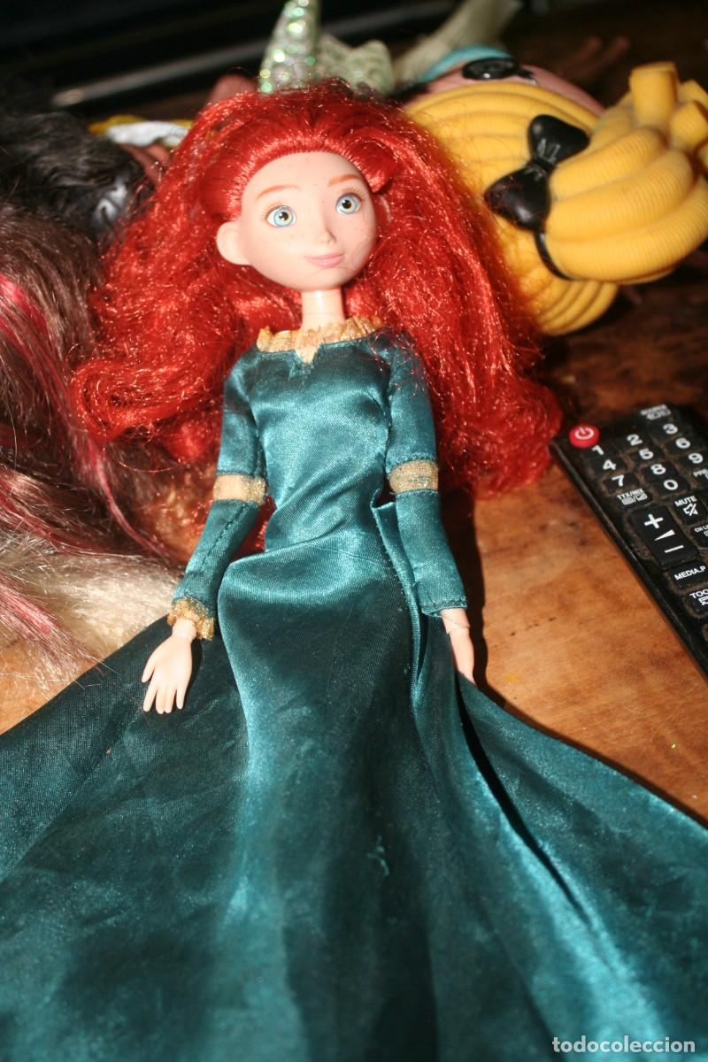 Barbie y Ken: mu&ntilde;eca merida traje original