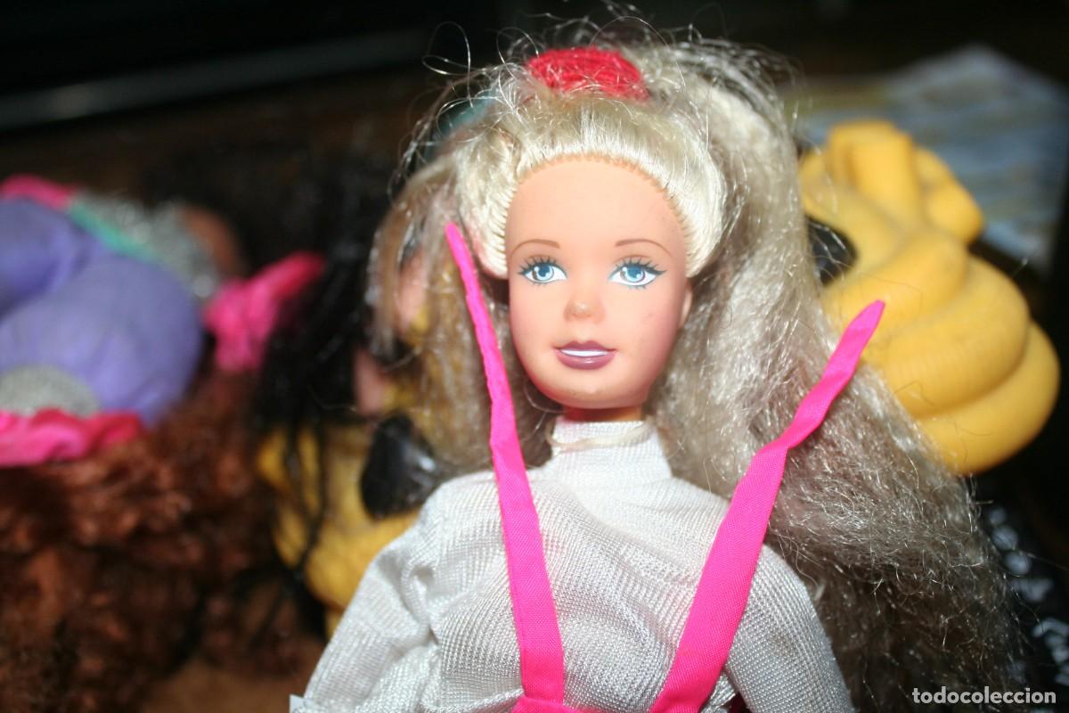 Barbie y Ken: mu&ntilde;eca tipo barbie rubia