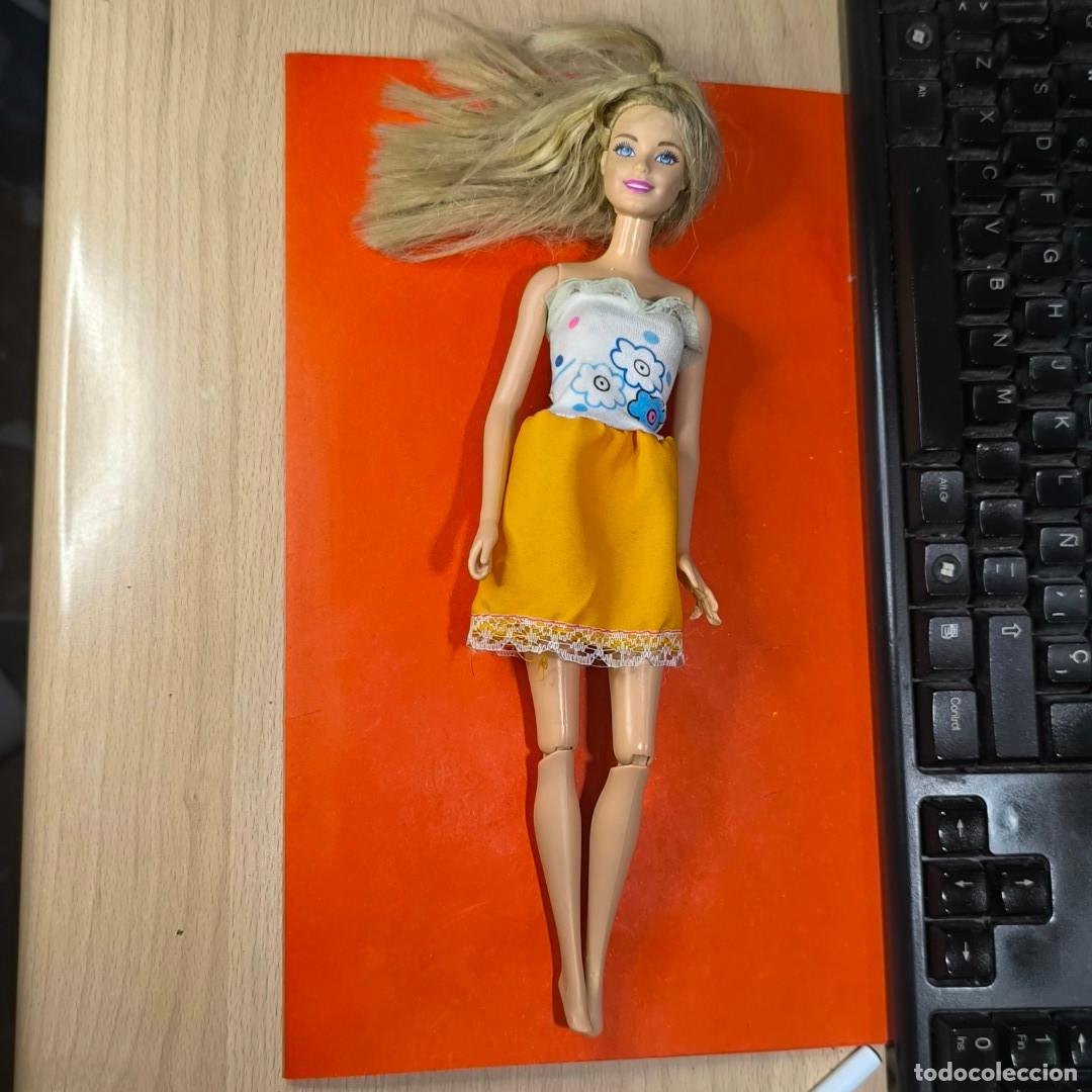 Barbie y Ken: 001727JUG-barbie - vestido naranja - mattel (2013 cuello) - (1999- cuerpo)