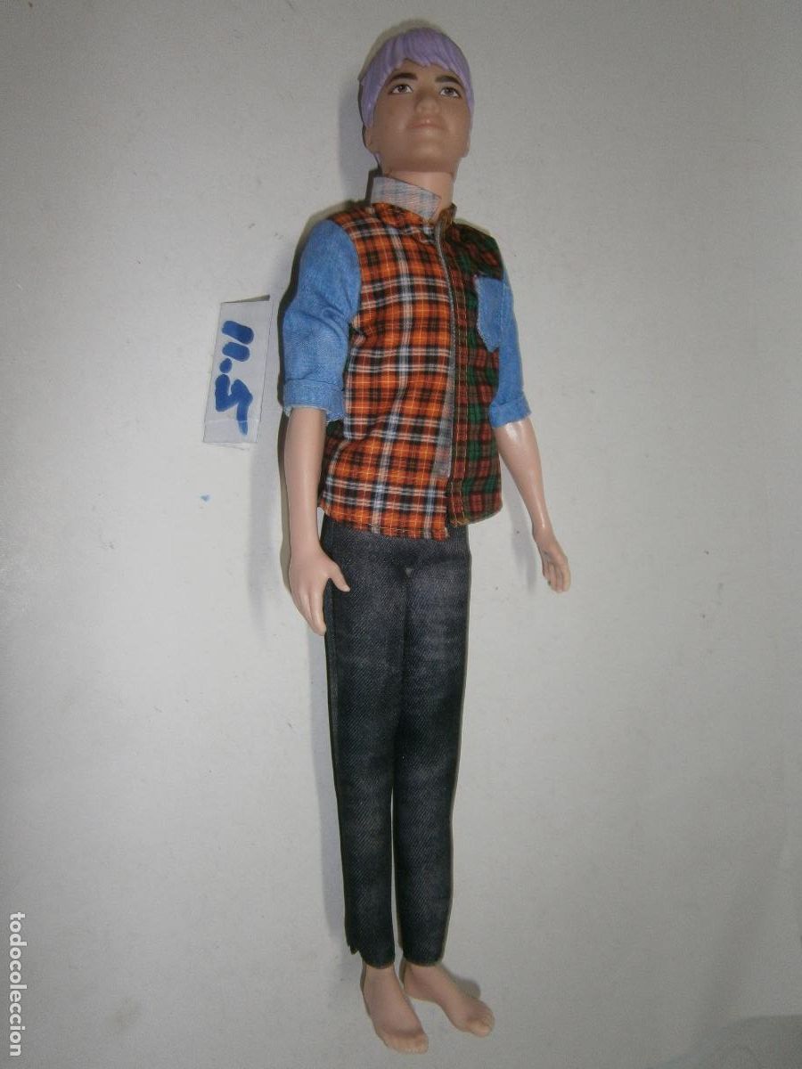 Barbie y Ken: MU&Ntilde;ECO KEN ROCK STAR
