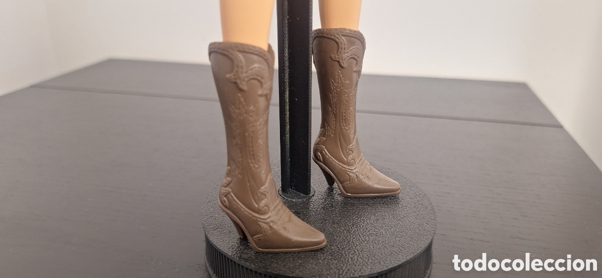 Barbie y Ken: botas barbie a&ntilde;os 2000s