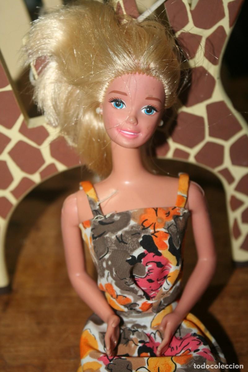 Barbie y Ken: mu&ntilde;eca barbie antigua - Foto 1