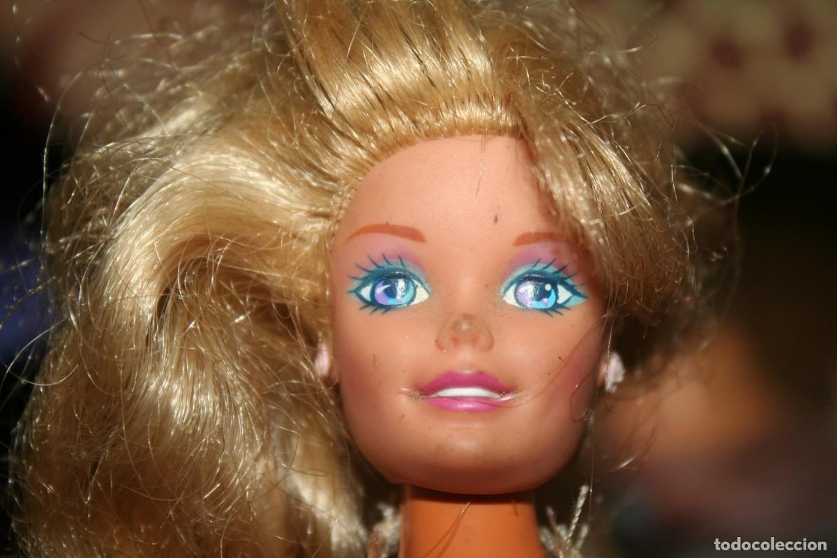 Barbie y Ken: mu&ntilde;eca barbie antigua rubia - Foto 1