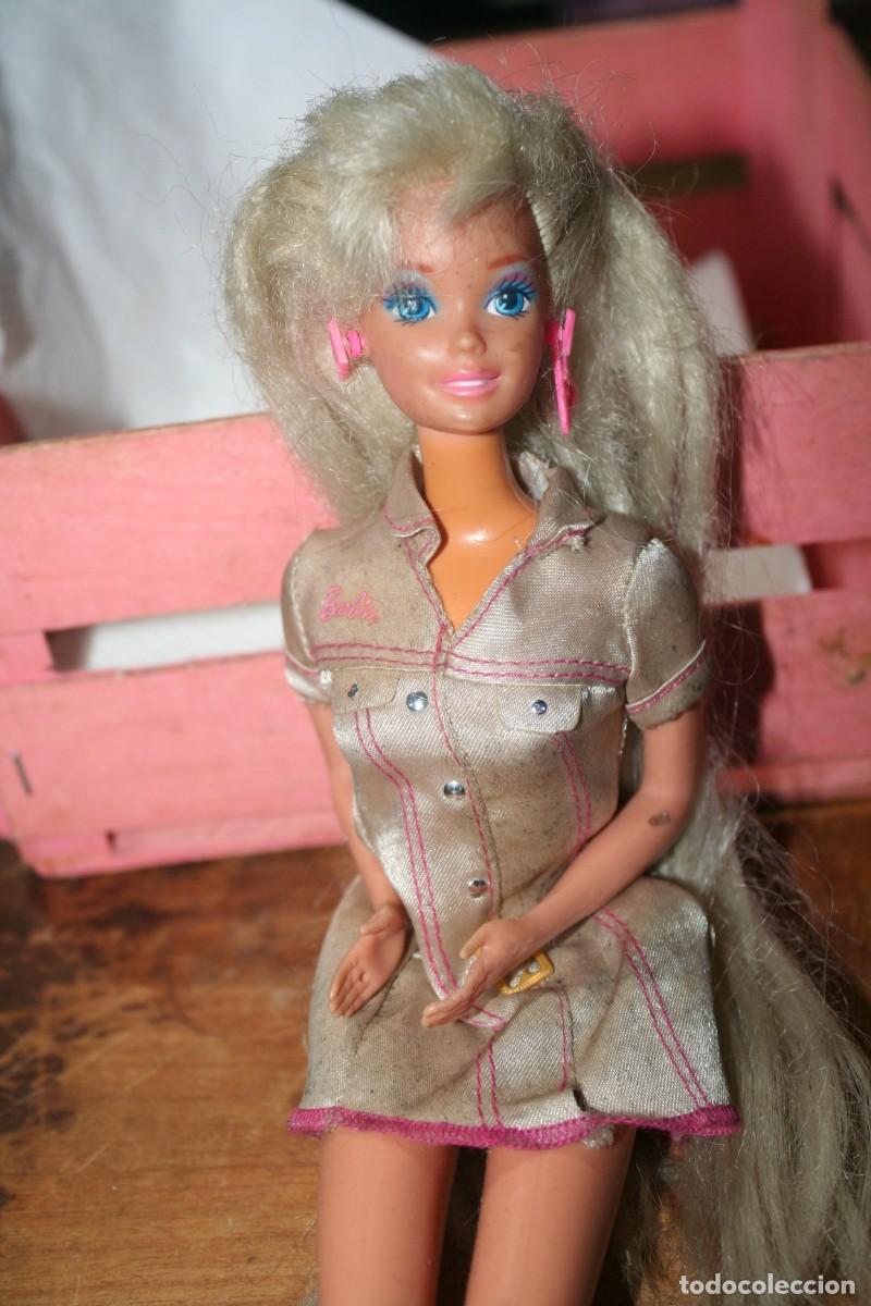 Barbie y Ken: mu&ntilde;eca barbie antigua