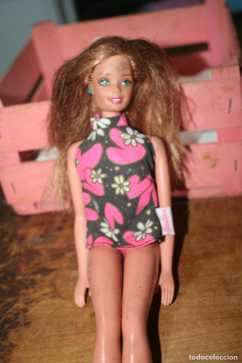 Barbie y Ken: antigua mu&ntilde;eca barbie - Foto 2