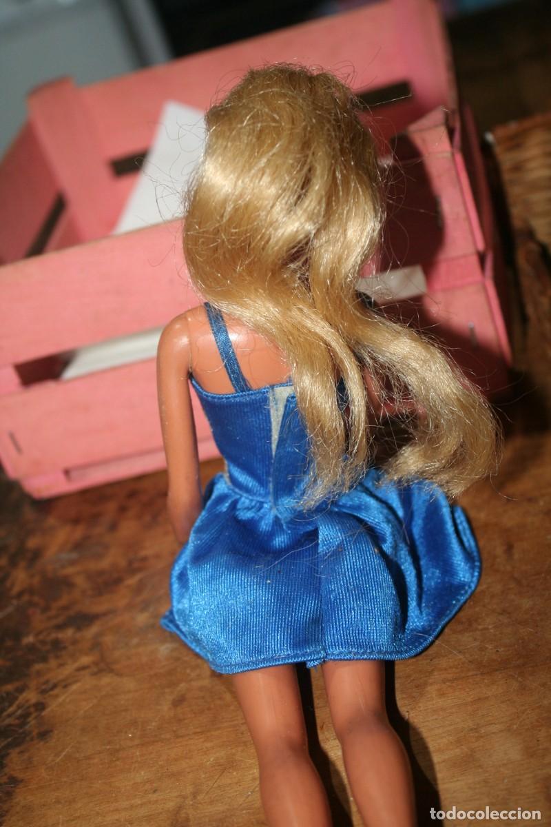Barbie y Ken: antigua mu&ntilde;eca barbie - Foto 5