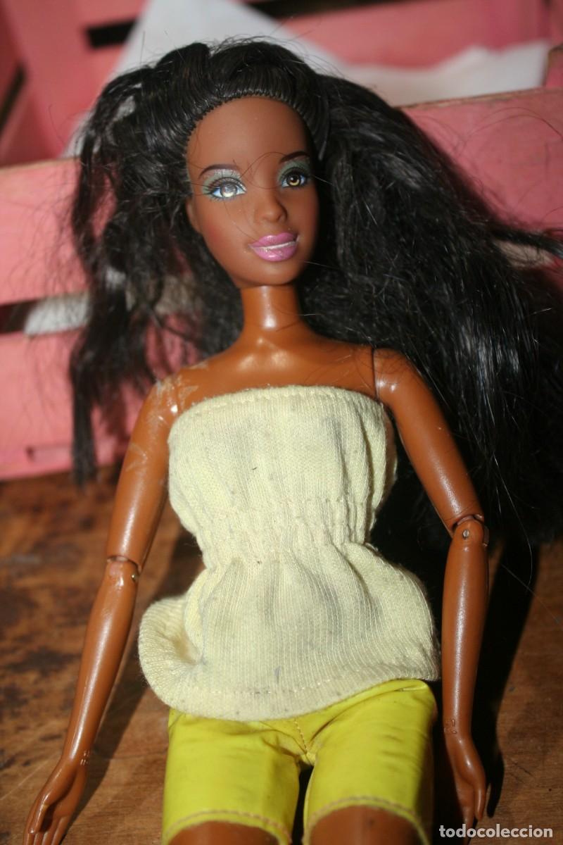 Barbie y Ken: mu&ntilde;eca barbie negrita 2006 - Foto 1