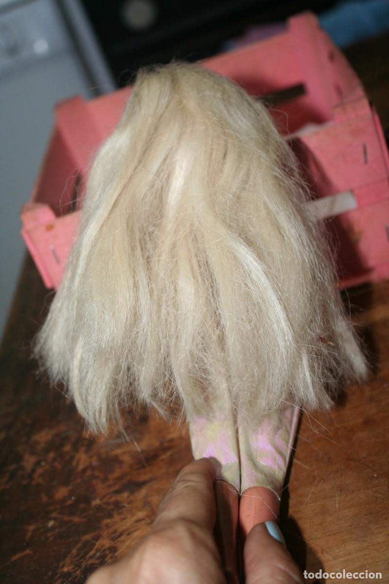 Barbie y Ken: mu&ntilde;eca barbie antigua - Foto 3