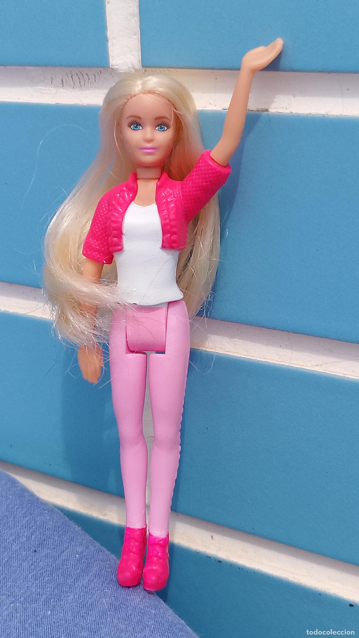 Barbie y Ken: Antigua mu&ntilde;eca mini Barbie de Mattel de 13,5 cm