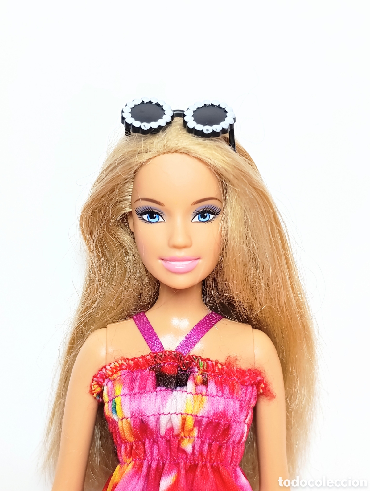 Barbie y Ken: Mu&ntilde;eca barbie con gafas de sol - Foto 2