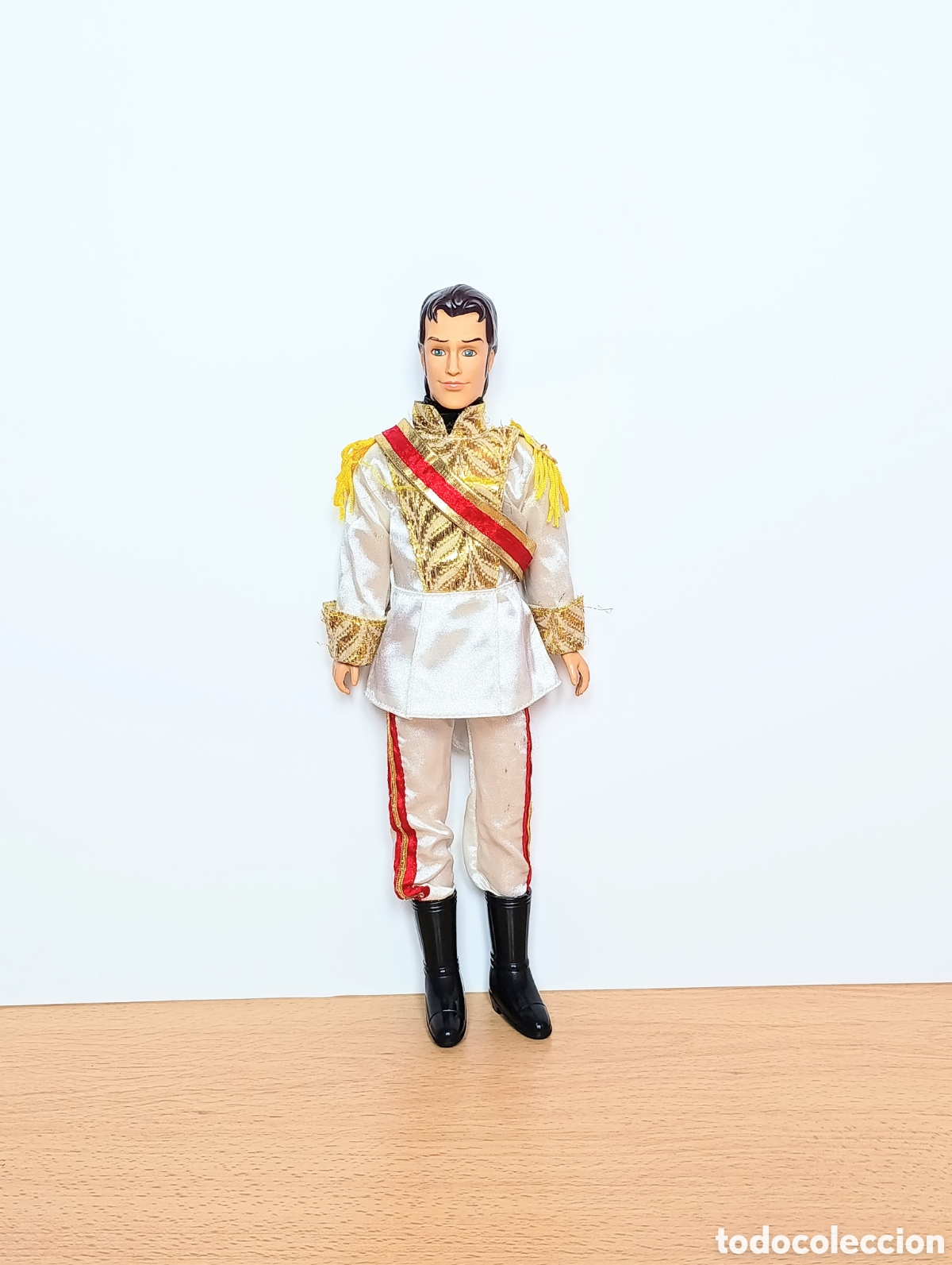 Barbie y Ken: Mu&ntilde;eco franz de sissi famiglia reale