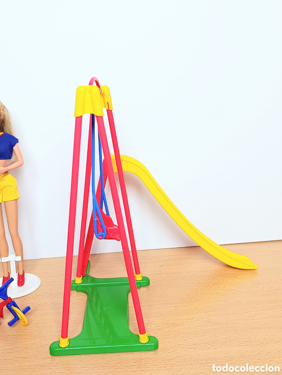 Barbie y Ken: Mu&ntilde;eca barbie giggles n swing - Foto 9
