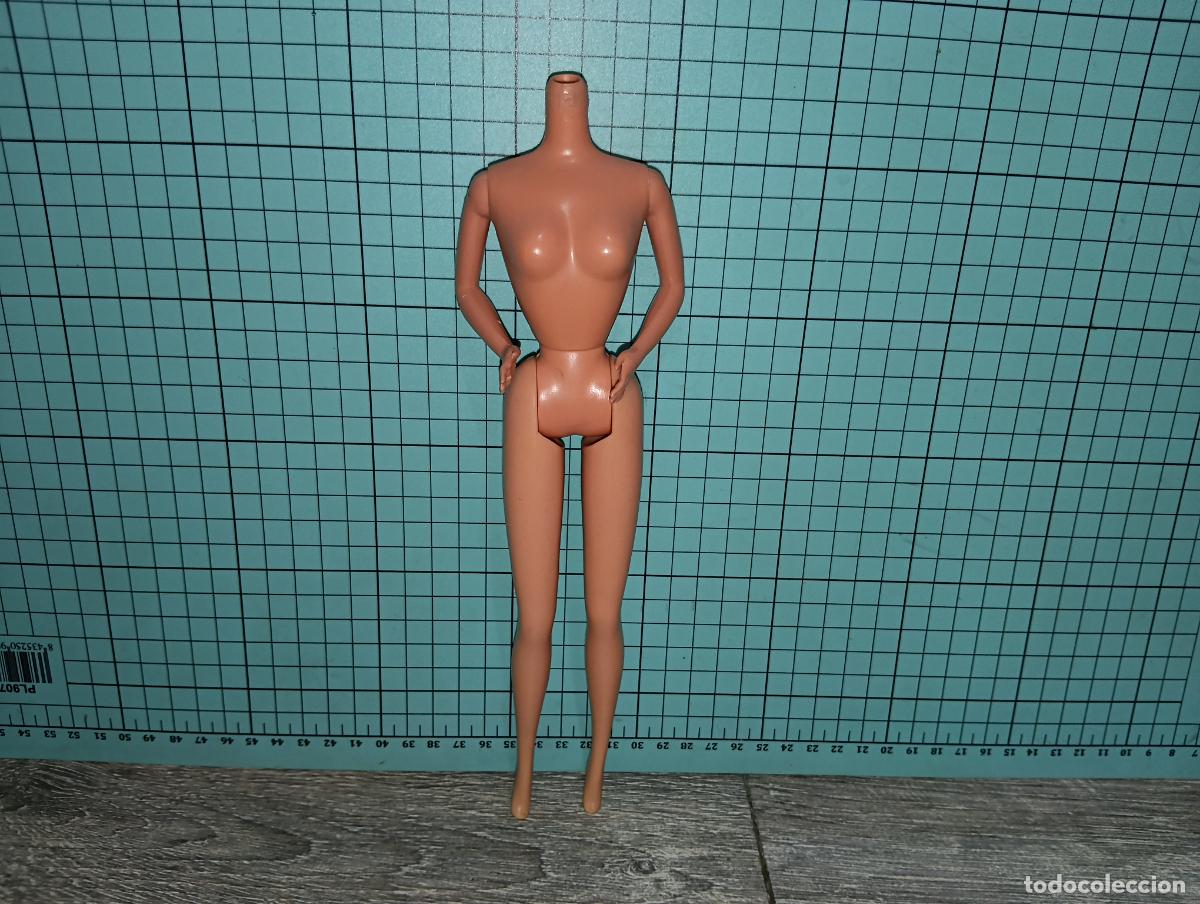 Barbie y Ken: Cuerpo de mu&ntilde;eca Barbie made in spain