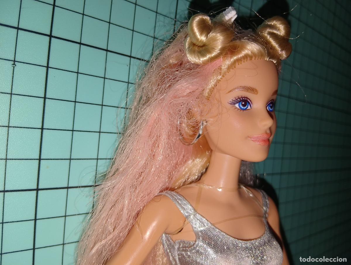 Barbie y Ken: mu&ntilde;eca Barbie Extra articulada - Foto 2