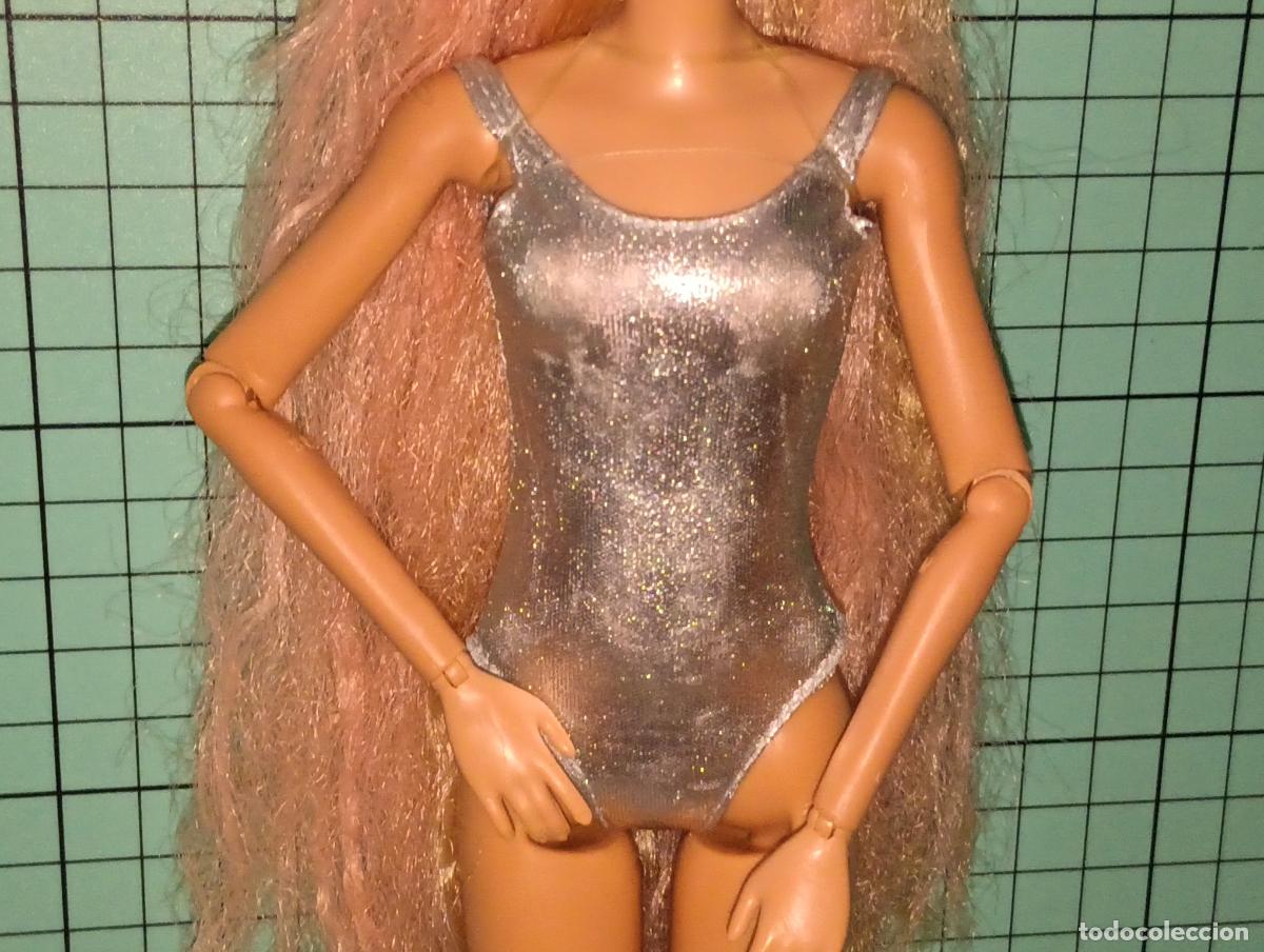 Barbie y Ken: mu&ntilde;eca Barbie Extra articulada - Foto 6