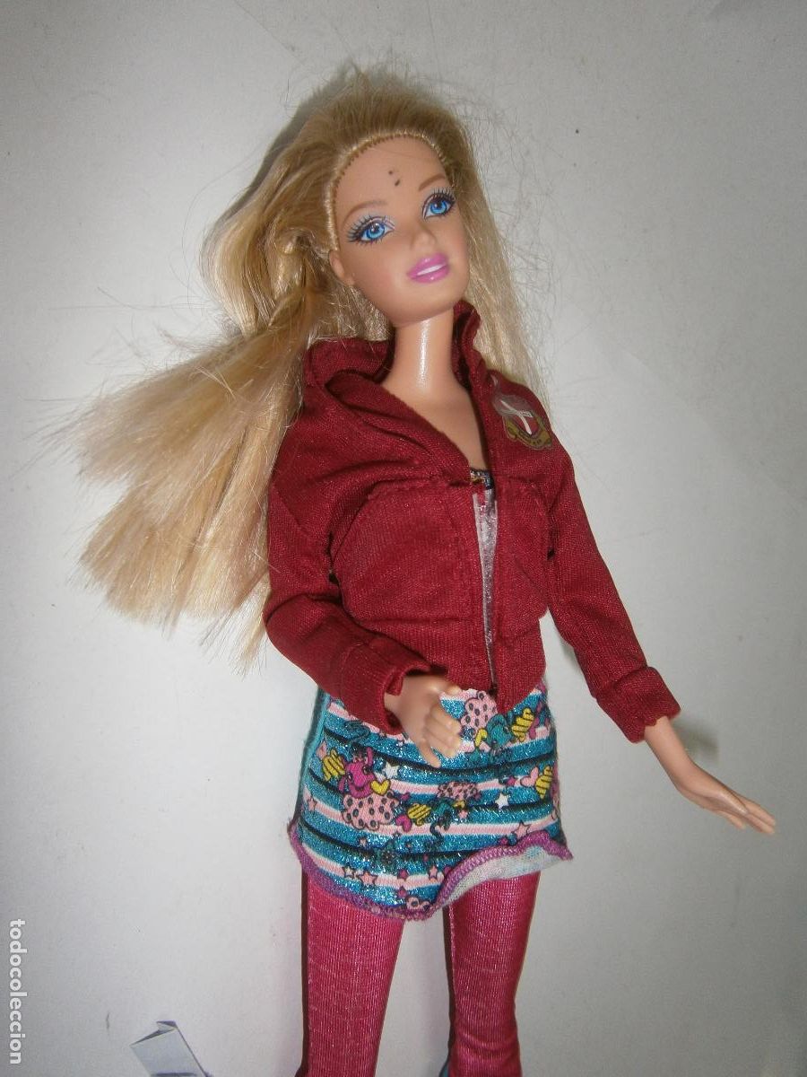 Barbie y Ken: MU&Ntilde;ECA BARBIE CON ROPITAS - Foto 2