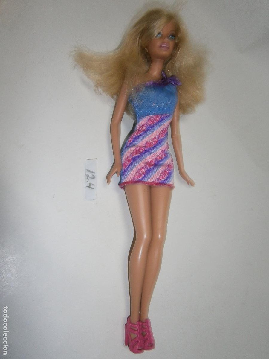 Barbie y Ken: MU&Ntilde;ECA BARBIE FASHION