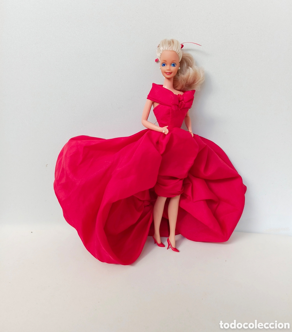 Barbie y Ken: Barbie Pertegaz 10&deg; aniversario 1988 exclusiva Spain vestido rojo