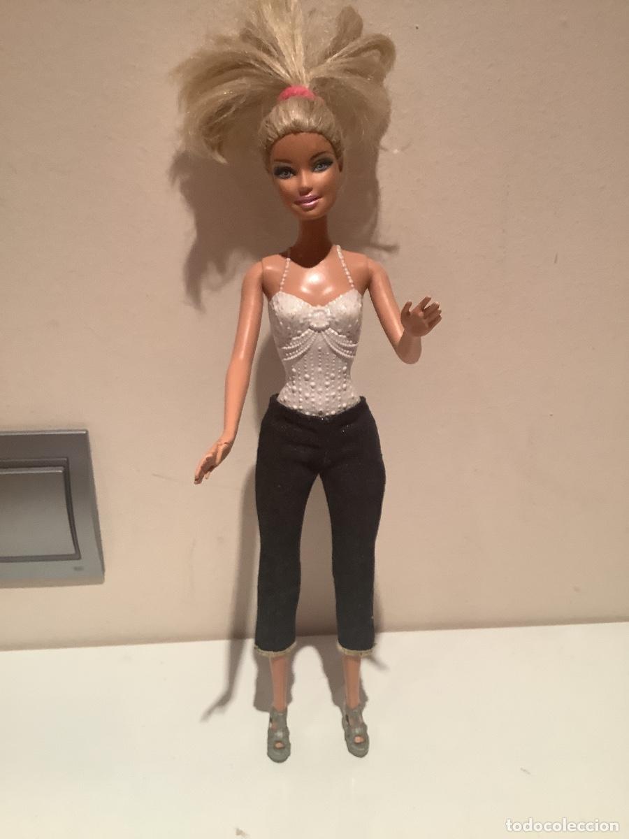 Barbie y Ken: Mu&ntilde;eca de Colecci&oacute;n Barbie