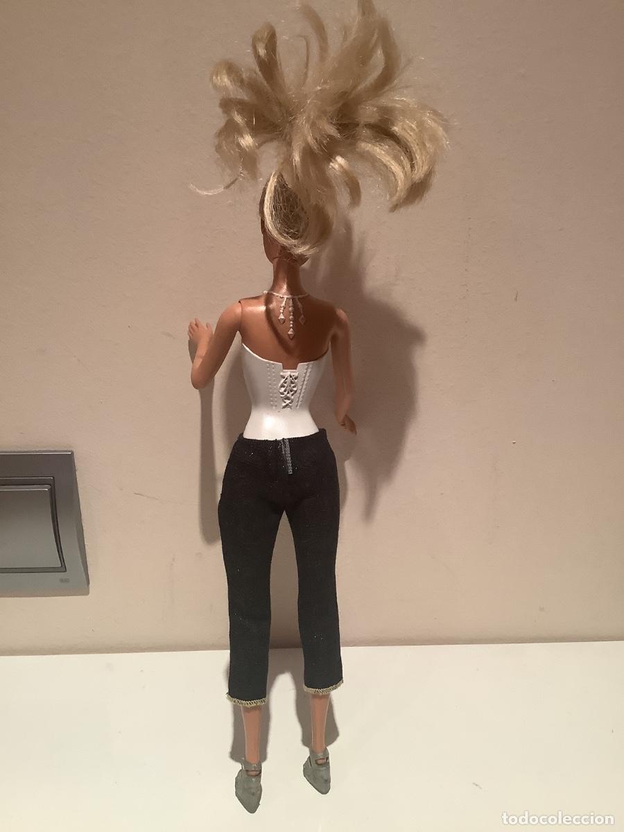 Barbie y Ken: Mu&ntilde;eca de Colecci&oacute;n Barbie - Foto 2