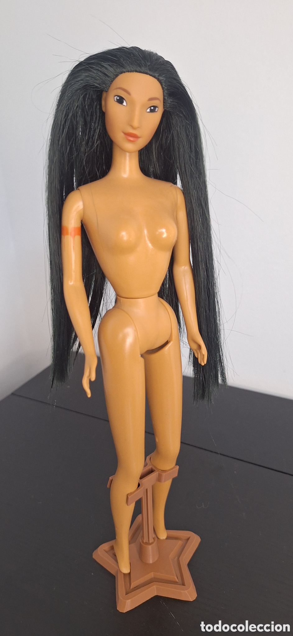 Barbie y Ken: barbie pocahontas cuello roto